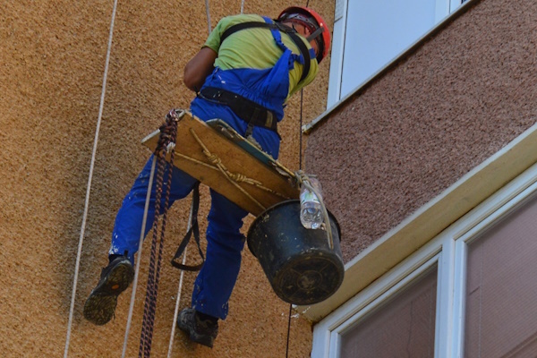 Утеплення фасадів квартир