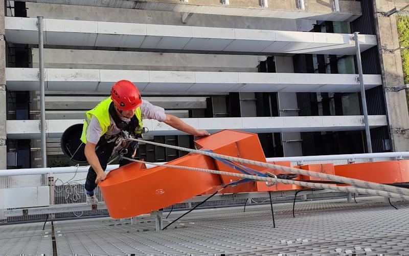 Монтаж реклами